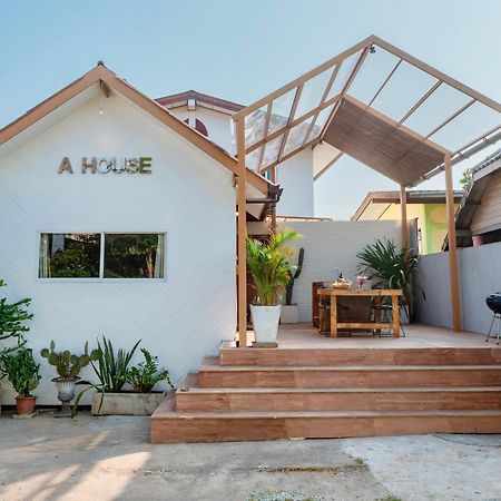 A House Βίλα Κο Λαρν Εξωτερικό φωτογραφία